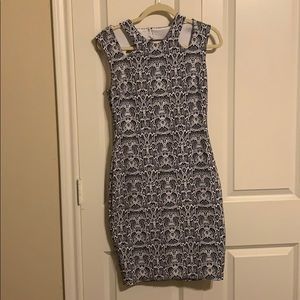 Cache dress